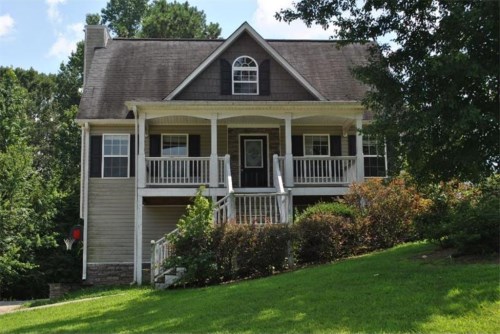24 Blakes Lane