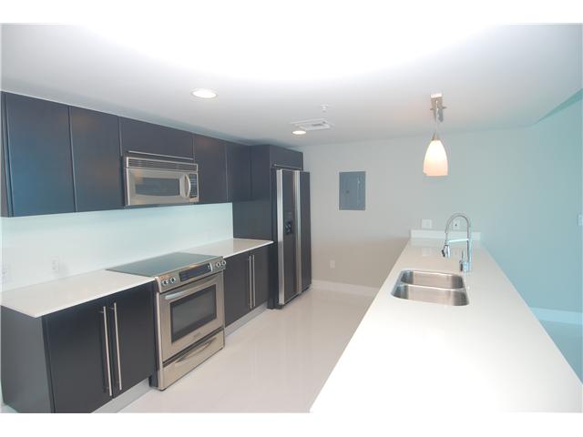 665 NE 25 ST # 2102