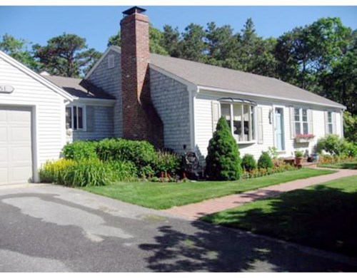 2 Argyle Way S