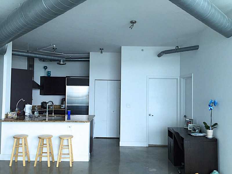 700 NE 25 ST # 1602