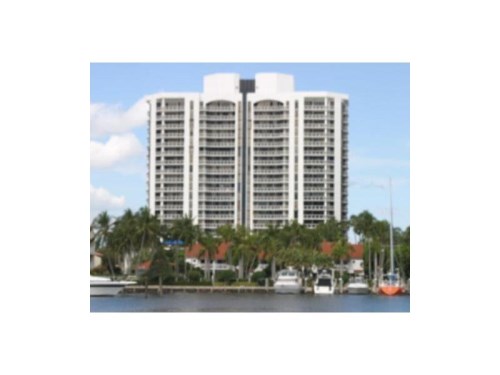 3600 YACHT CLUB DR # 302