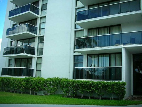 3625 N COUNTRY CLUB DR # 310