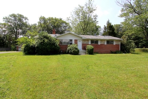 7216 Allentown Rd