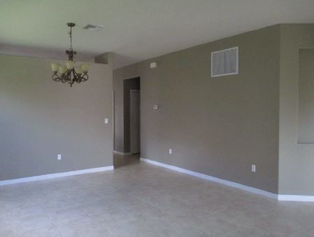 307 River Enclave C