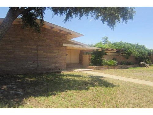 3004 Eastover Dr