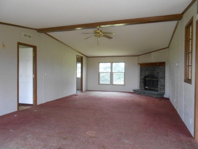 366 Glover Hill Ln