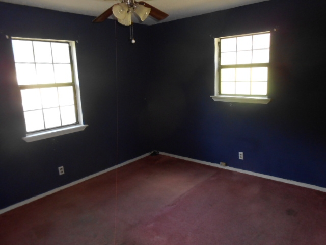 2625 E Adams Mill Rd