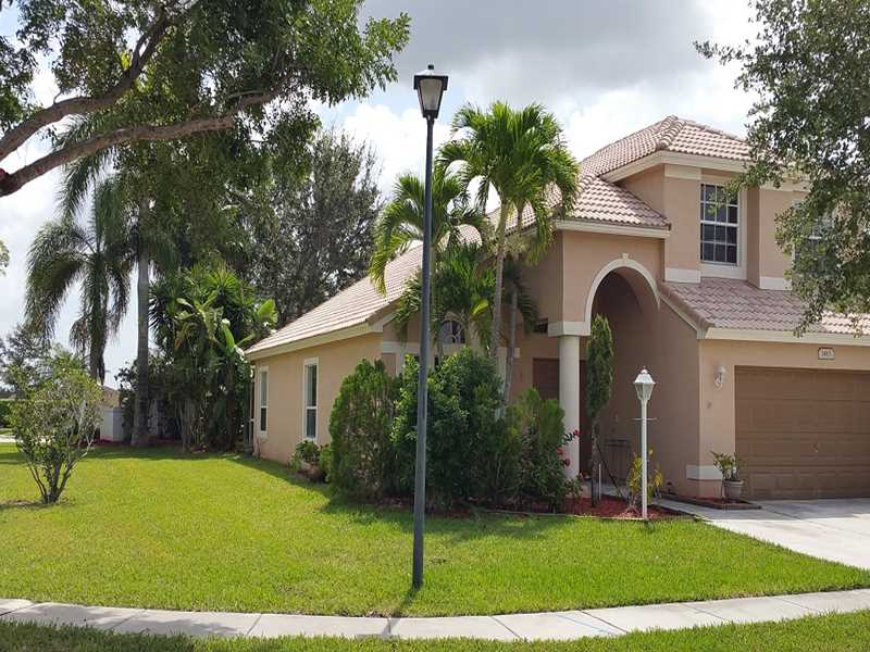 1465 NW 143 AV