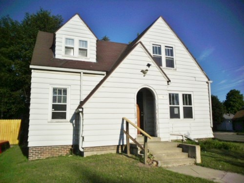 2119 N Woodbridge St