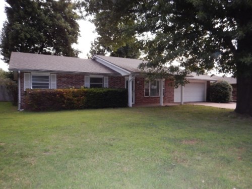 608 Patricia St