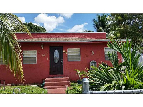 135 E 11 ST