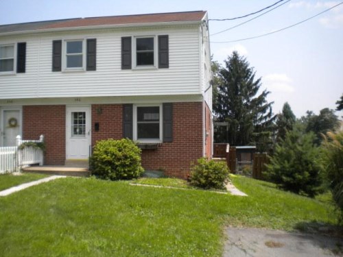 346 Maple St