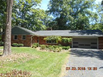 1418 Birchwood Driv