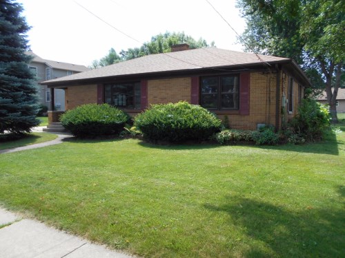 233 E 6th Street