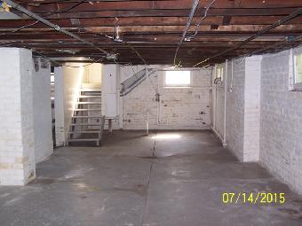 411 Monroe St