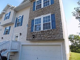 221 Mountain Dr