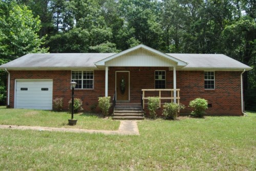 122 College St