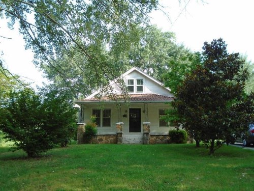 946 Cumberland Dr