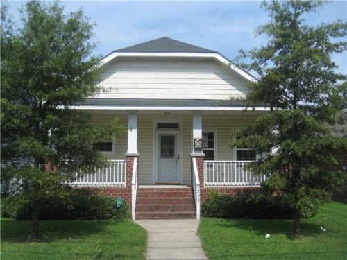 2233 Maltby Ave