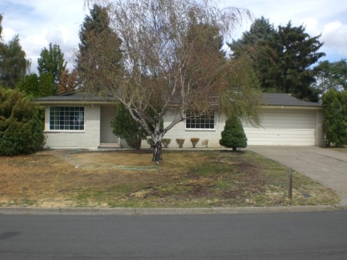 4703 W Lincoln Ave