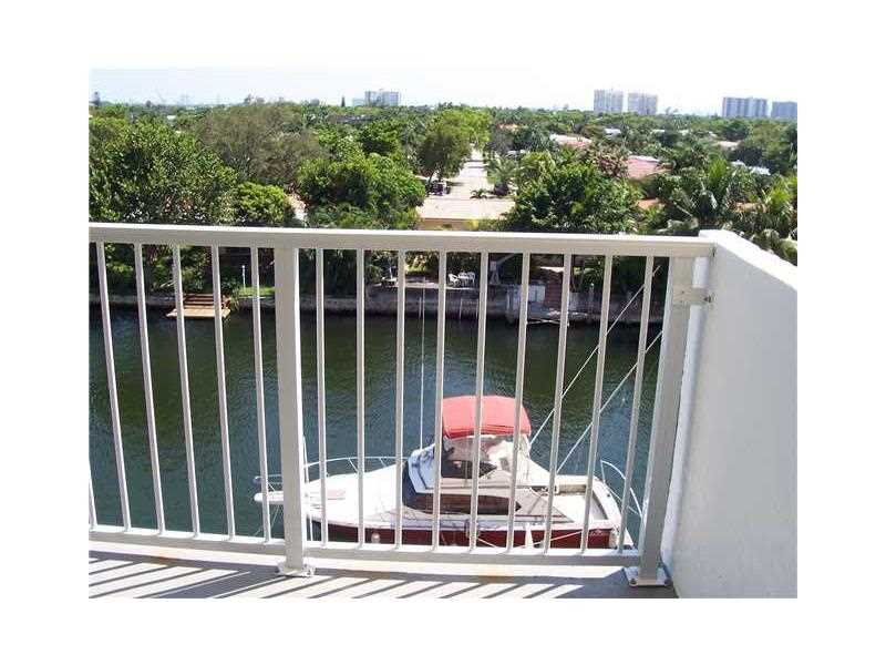 2000 NE 135 ST # 508