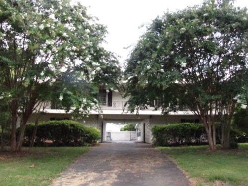 319 Shady Dr