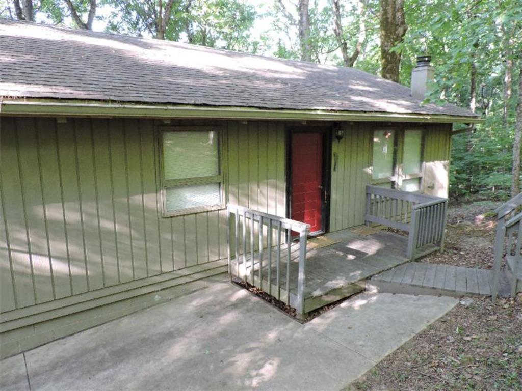 351 Chestnut Cove Trail