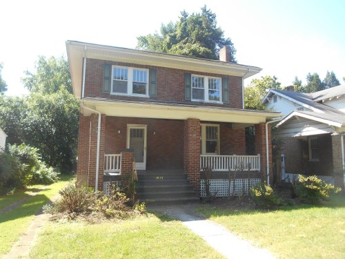 1934 Avon Rd SW