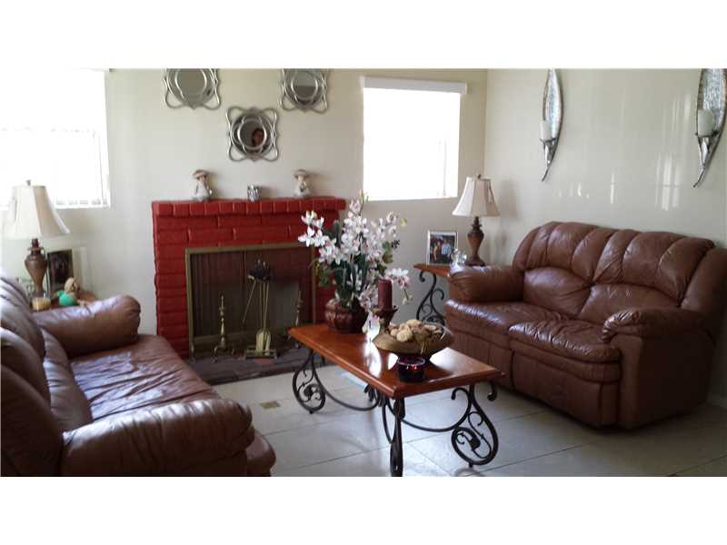 111 SW 68 AV