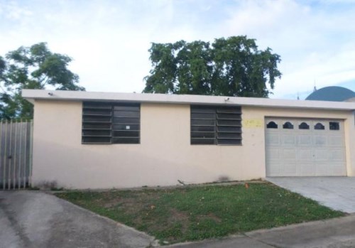 857 Ucar St. Loiza Valley Dev.
