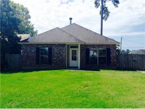 7352 Robinson Dr