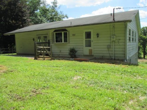 870 Spring Mills Rd