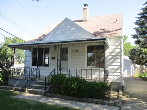 2238 Calvin Ave