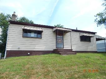 1176 Douglass Ave