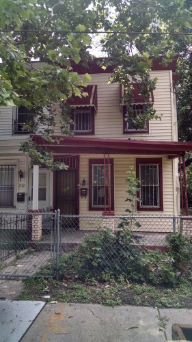2710 Pleasant St