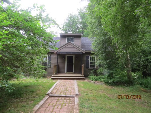 323 N Pond Rd