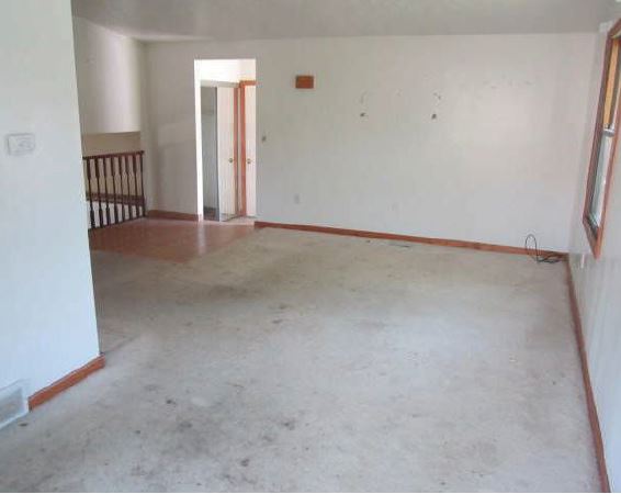 705 Fairway Circle