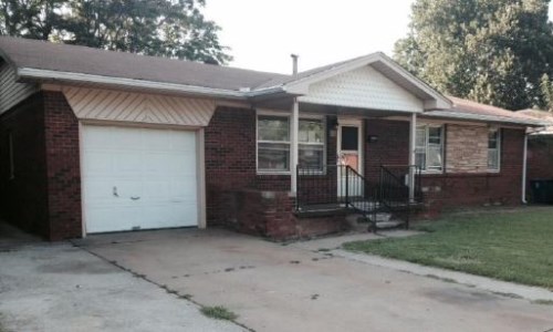 813 General Senter Drive