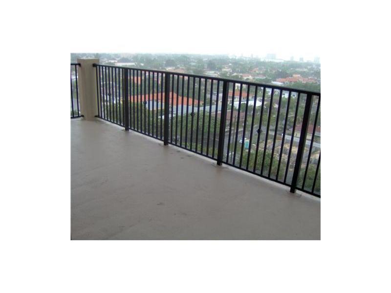 3410 CORAL WAY # 907