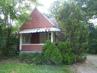2801 Fairview Dr