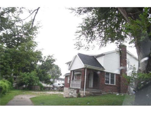 3713 Wood Ave