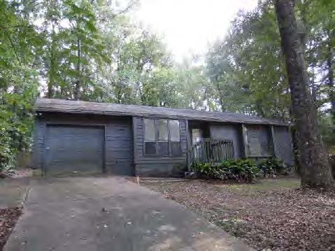 825 Mcguire Ave