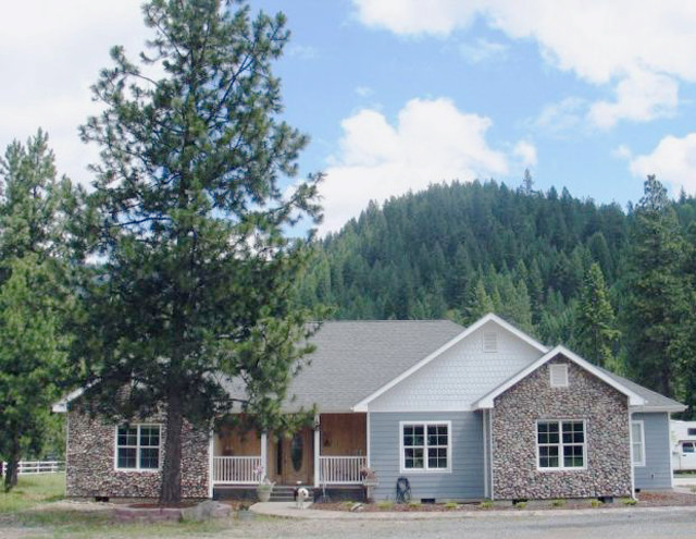 2 Brady Lane