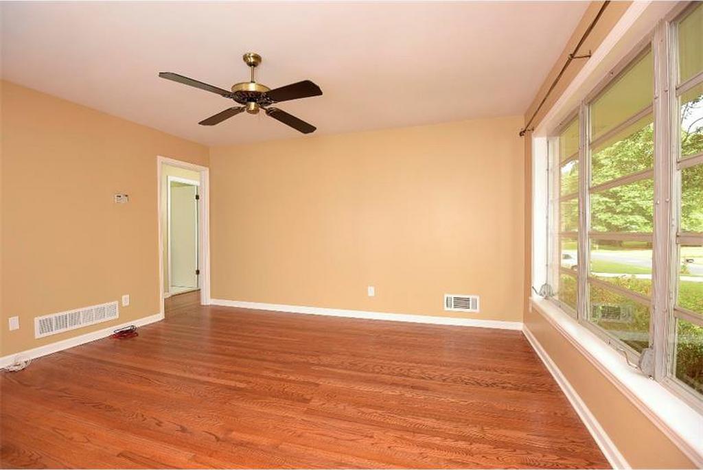 1180 Starline Drive