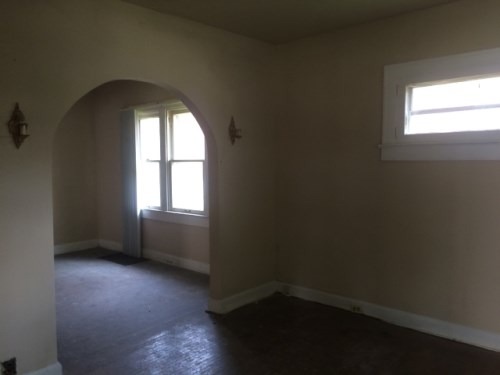 1515 N Chester Ave