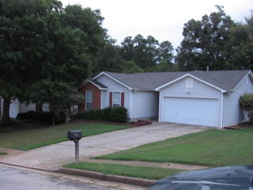 138 Lake Terrace