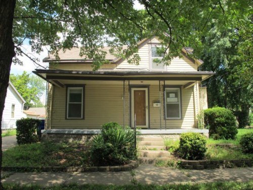 122 N Blake St