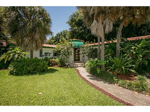 975 NE 94 ST