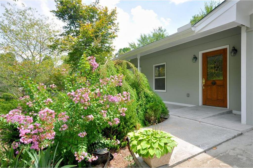 2661 Fleur De Lis Place