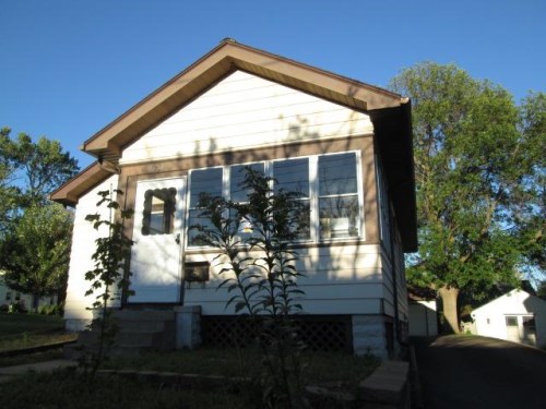 902 Oakdale Ave